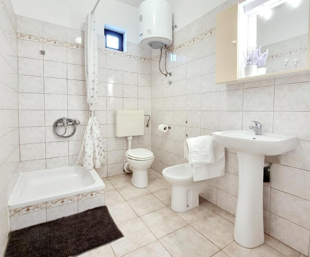 Stanko Sea View Apartment Metajna Luaran gambar